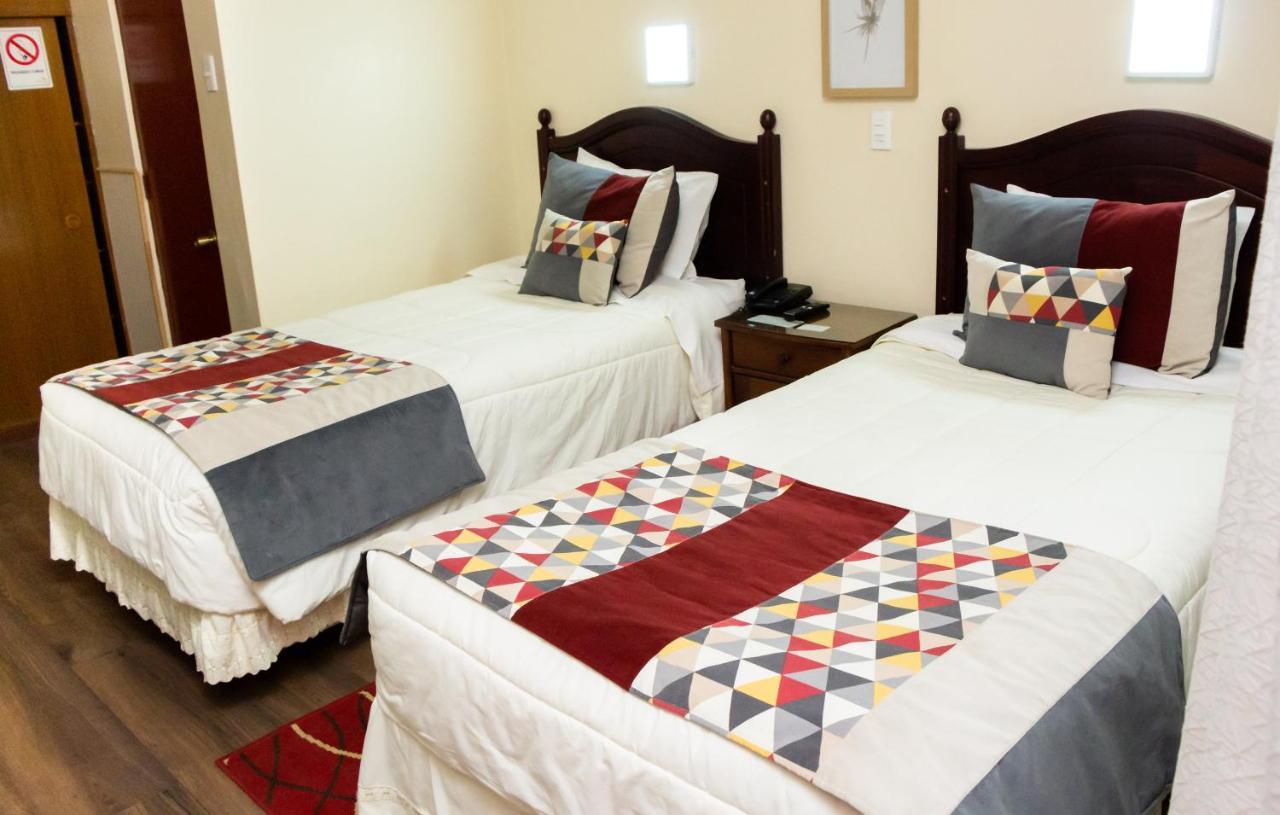 Hotel Gran Muso Los Ángeles Екстериор снимка