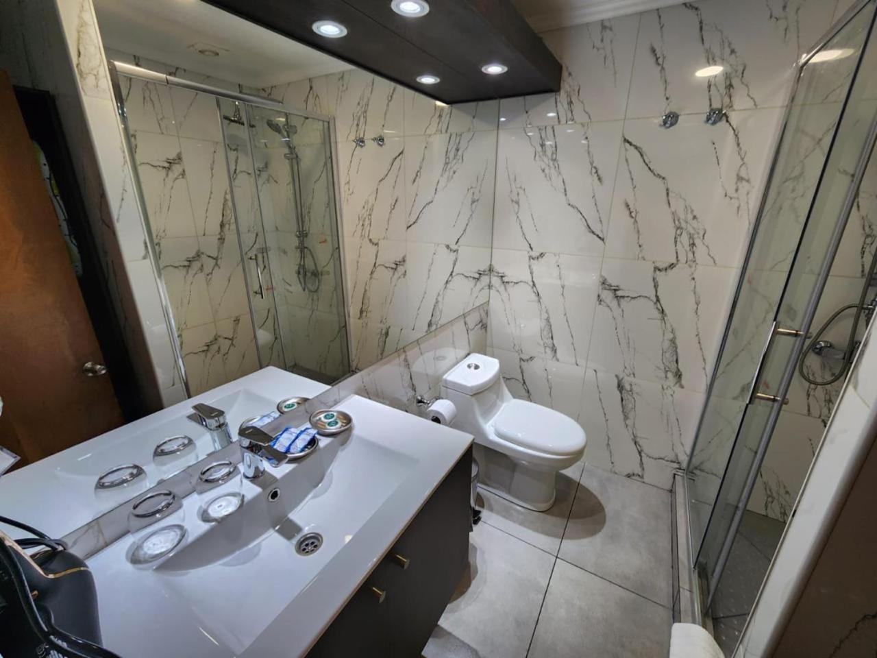 Hotel Gran Muso Los Ángeles Екстериор снимка